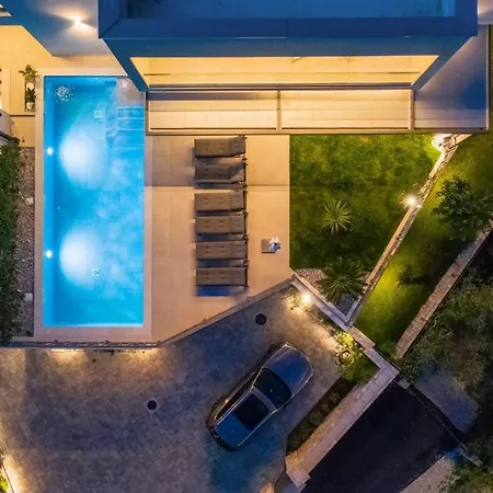 Feriehus Ferienhaus In Mit Privatem Pool Und Meerblick Medulin